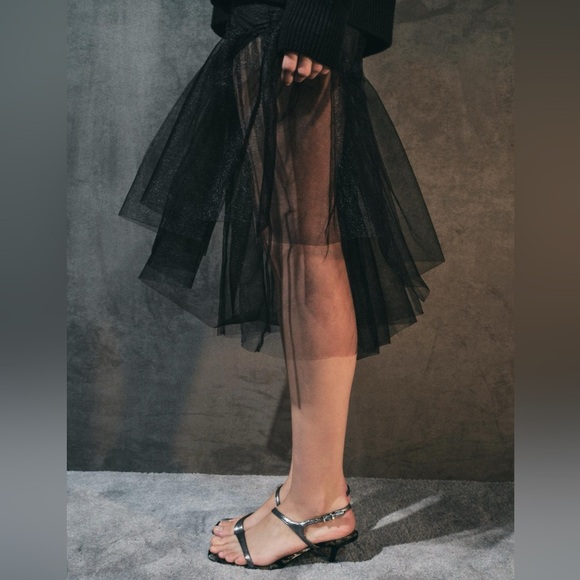 NWT ZARA ASYMMETRICAL TULLE SKORT SIZE L - Picture 9 of 12
